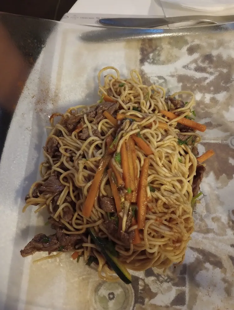 Nouilles Sautées Au Boeuf