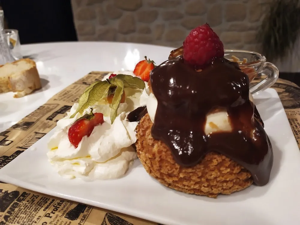 Profiterole Praliné